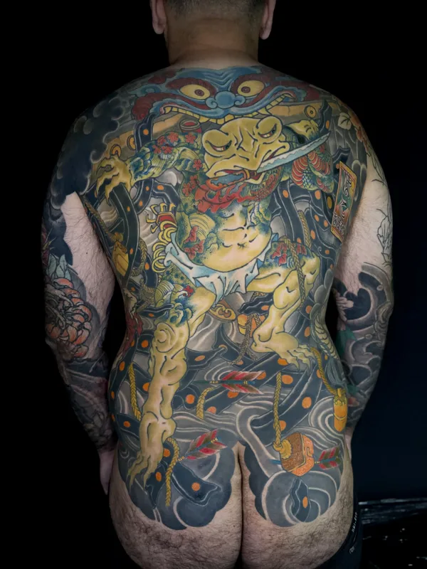 male color japanese tattoo auf full back #76090 | Tätowierer Jaco Abarca