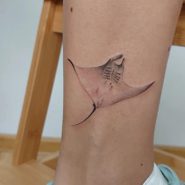 Micro Realism tattoo by Кристина Орлова in Ростов-на-Дону