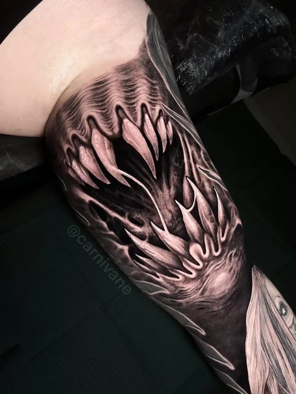 black and grey blackwork tatouage sur full sleeve #76484 | Artiste tatoueur Михаил Carnivane