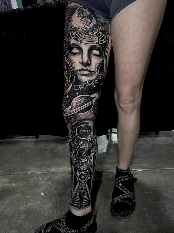 female black and grey realism Tatuaggio su full leg #76793 | Tatuatore Berhan Tabih