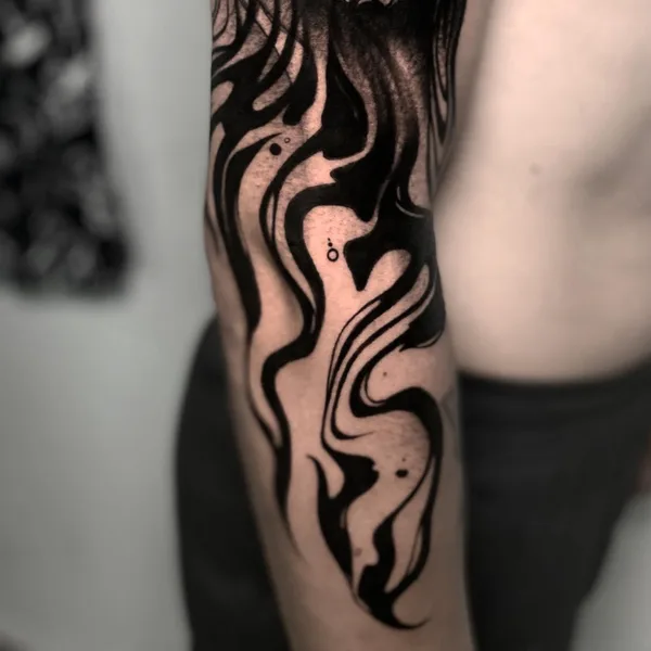 Чёрная tattoo by КИРИЛЛ ШЕВЧЕНКО in Ростов-на-Дону