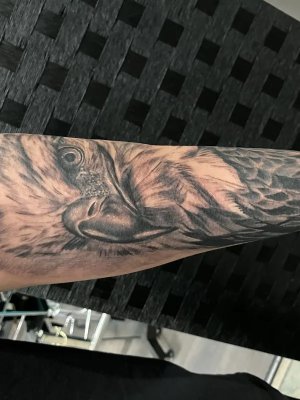 black and grey realism татуировка на forearm #76909 | Тату мастер Joel Oliver