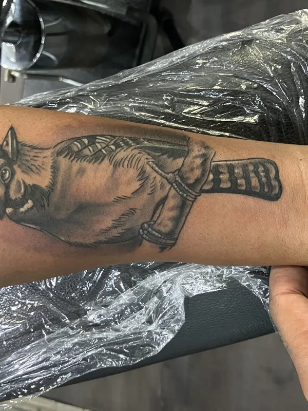 black and grey realism татуировка на forearm #76916 | Тату мастер Joel Oliver