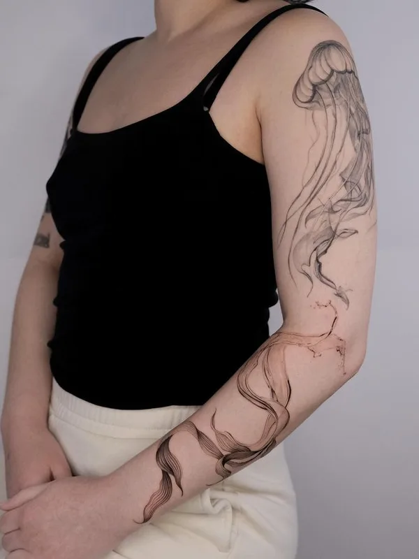 female black and grey sketch tattoo auf full sleeve #77133 | Tätowierer Hanna Talalaenka