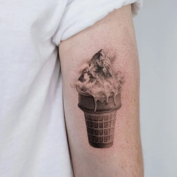 Сюрреализм tattoo by Hanna Talalaenka in Мюнхен