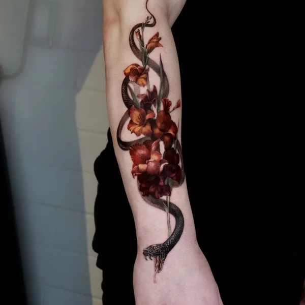 Feminine tattoo by Chou / Daye in Vancouver
