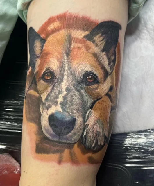 color realism tattoo auf thigh #77779 | Tätowierer Rodrigo Rodriguez