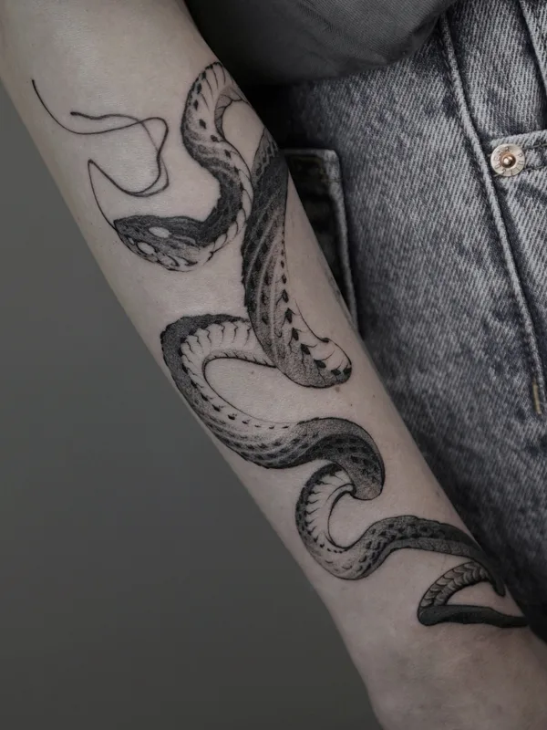 black and grey black and grey tatuaje en forearm #77963 | Tatuador Митя Собаков