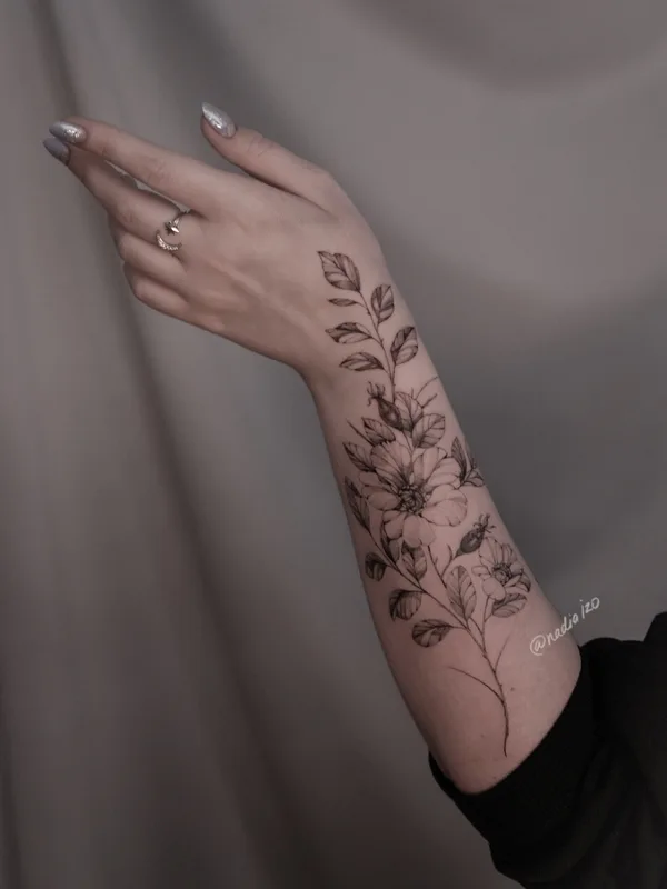 Botanical tattoo by Nadia Izo in Moscow