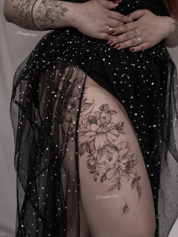 Botanical tattoo by Nadia Izo in Moscow