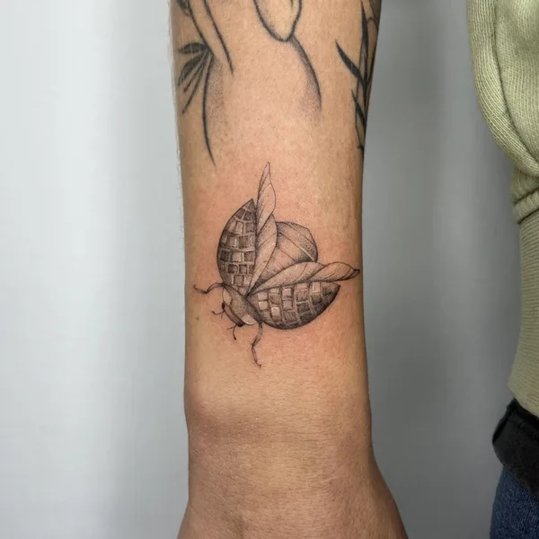 Dotwork tattoo by Colette Galantay in Den Haag