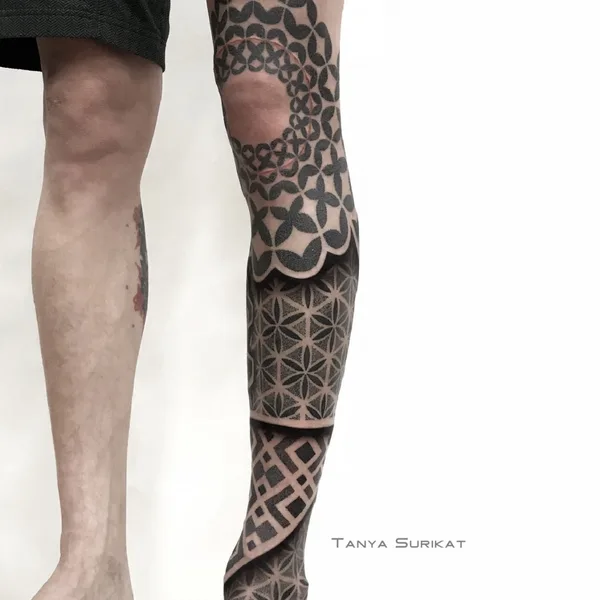 Abstract tattoo by Tanya Surikat in Moscow