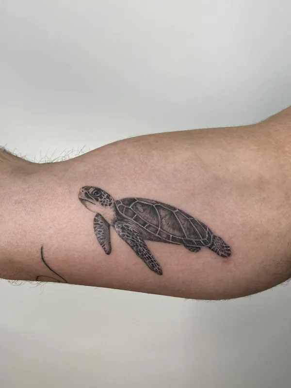 black and grey realism 타투 부위 forearm #78435 | 타투이스트 Lau Mestre