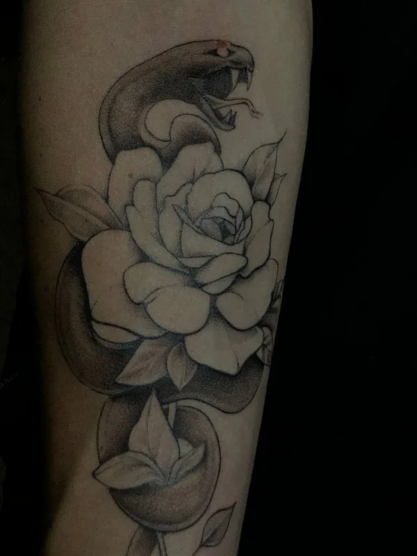 black and grey black and grey татуировка на forearm #78763 | Тату мастер Ангелина Комзарова