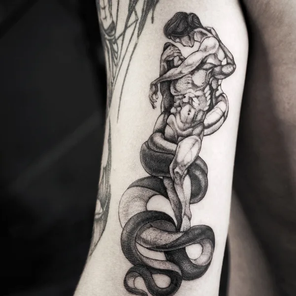 Graphic tattoo by Софья Скворцова STARLING_TATTOO in Волгоград