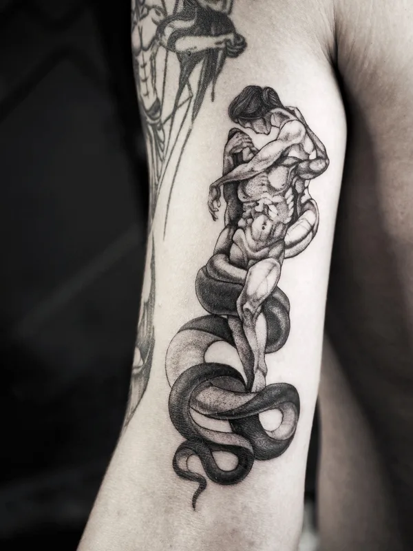 black and grey realism 纹身 在 bicep #78802 | 纹身师 Софья Скворцова STARLING_TATTOO