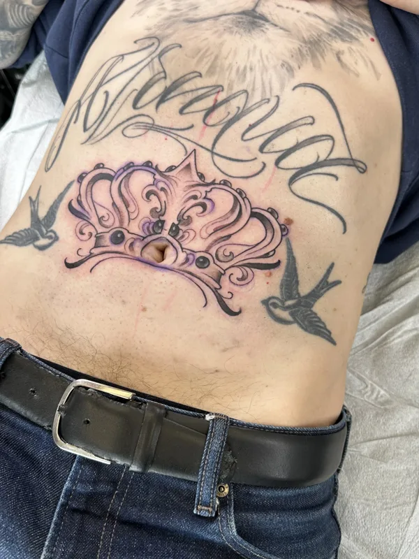 black and grey blackwork татуировка на stomach #78812 | Тату мастер Nima Jolan