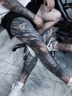 black blackwork Tatuagem em full leg #78825 | Tatuador KOLYASAFER (Коля Сафер)