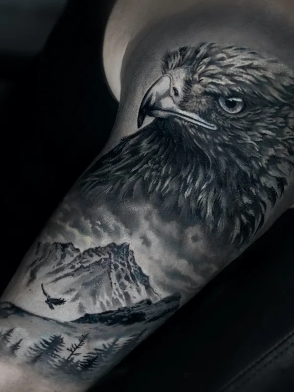 black and grey realism 타투 부위 upper arm #78888 | 타투이스트 Анастасия Волкова