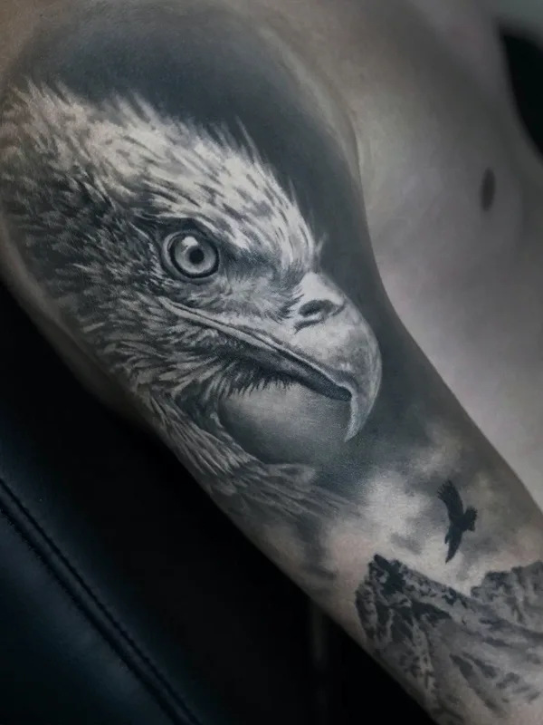 male black and grey realism 타투 부위 upper arm #78891 | 타투이스트 Анастасия Волкова