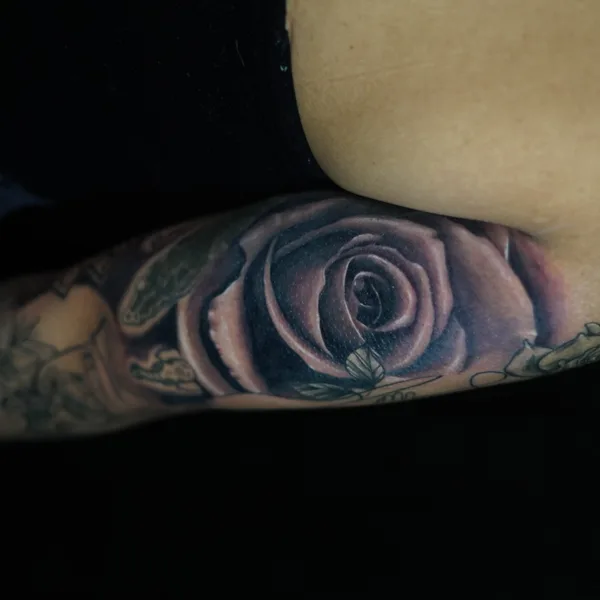 Чёрно-серая tattoo by Nicholas Fernandez in Las Vegas