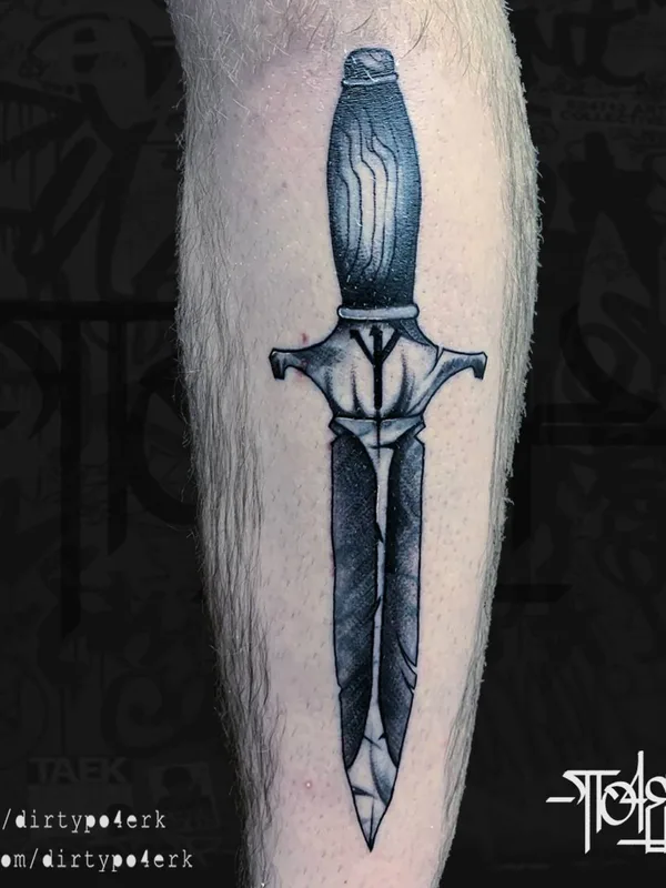 black and grey black and grey татуировка на calf #78922 | Тату мастер Егор Почерк