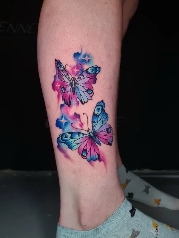 color watercolor tattoo auf calf #79107 | Tätowierer Margoatir