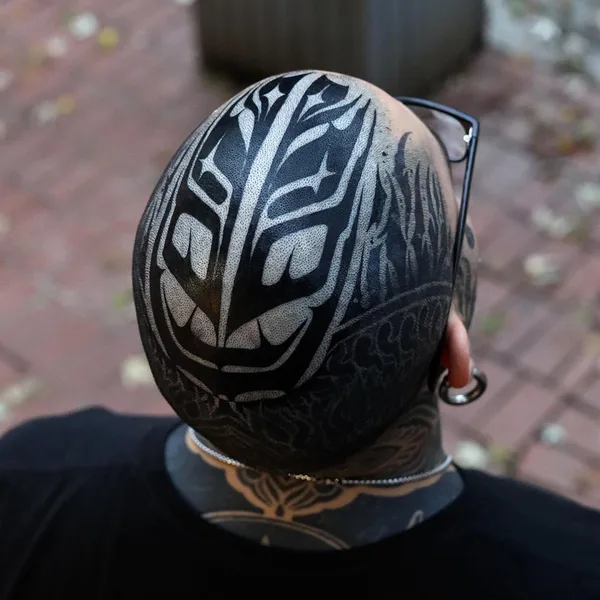 Black tattoo by Oscar Conejeros Pinto