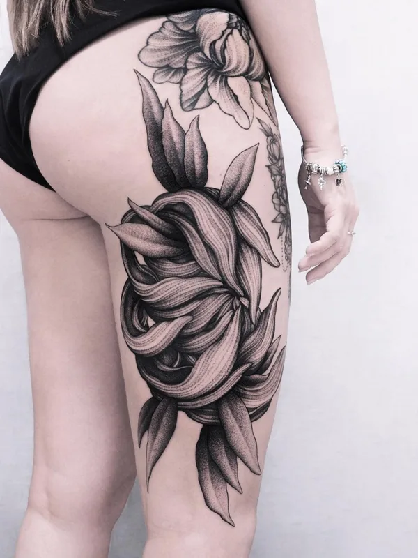 whipshading tattoo by Parvick Faramarz in Москва