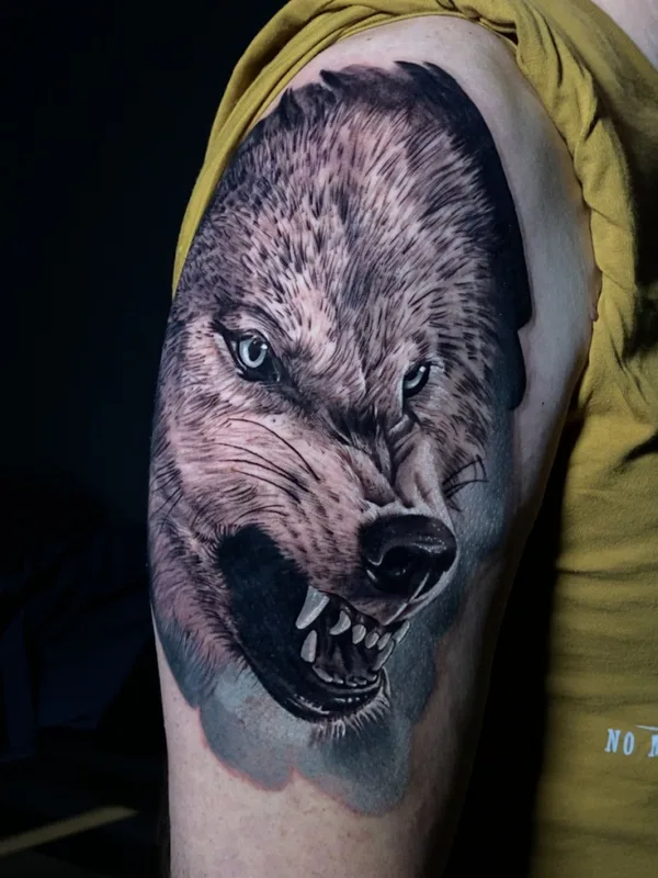 black and grey realism татуировка на upper arm #79372 | Тату мастер Вера Чертыковцева