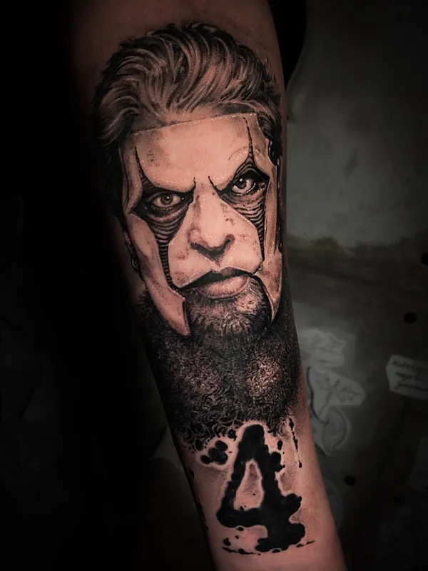 black and grey realism татуировка на forearm #79680 | Тату мастер Никита Шумских