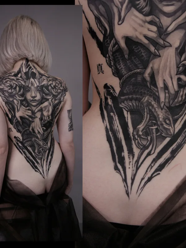 female black and grey blackwork татуировка на full back #79696 | Тату мастер Aya Lesskaya