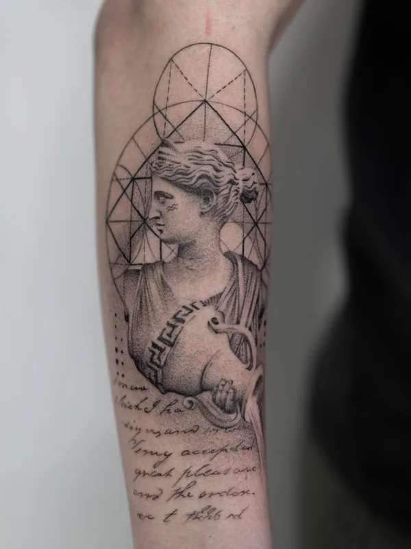 Micro Realism tattoo by Julien Rimbaud