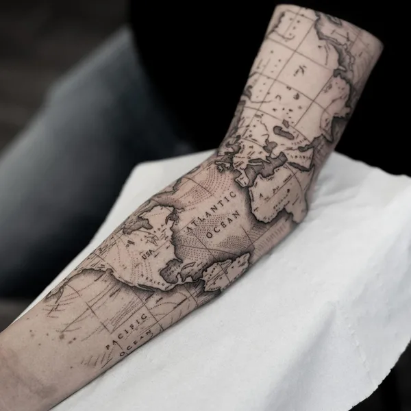 Micro Realism tattoo by Julien Rimbaud