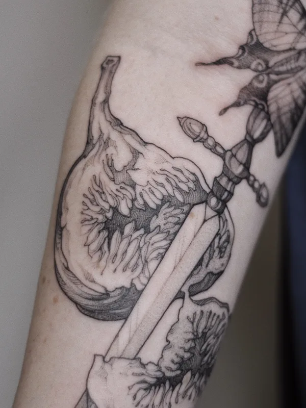 black graphic татуировка на forearm #80695 | Тату мастер Anastasia Veresktt