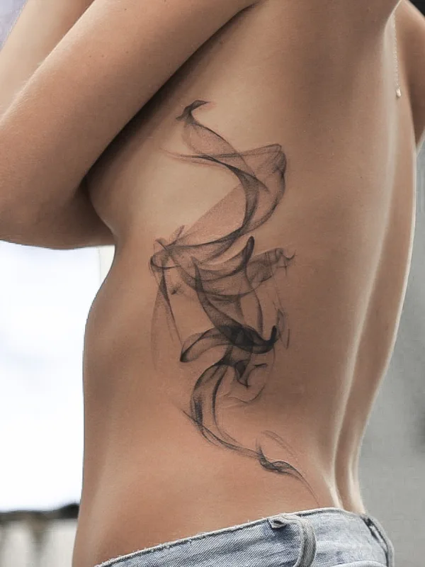 female black blackwork татуировка на ribcage #81015 | Тату мастер Анна Козырева Dendobryj 