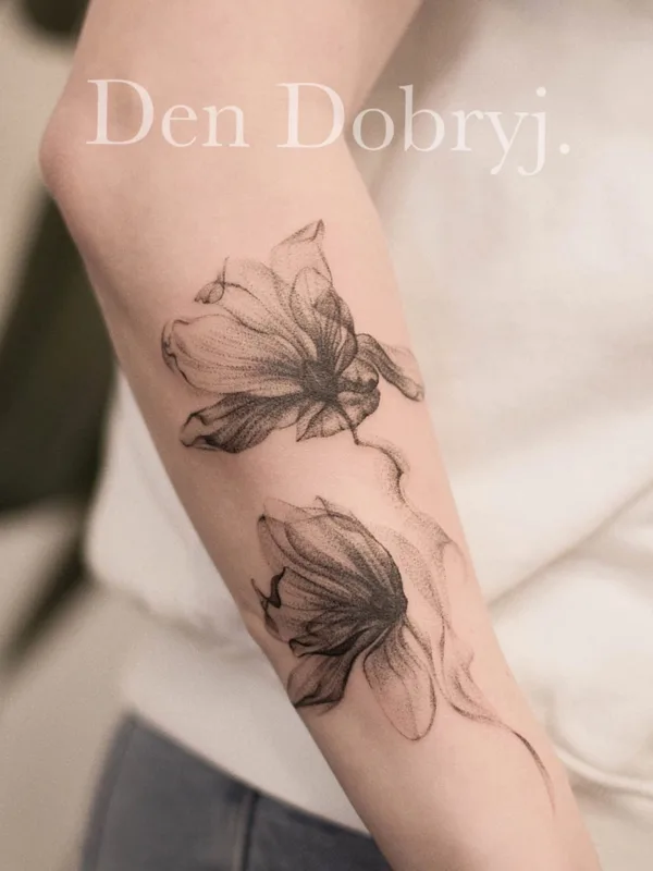 black and grey fineline татуировка на forearm #81022 | Тату мастер Анна Козырева Dendobryj 