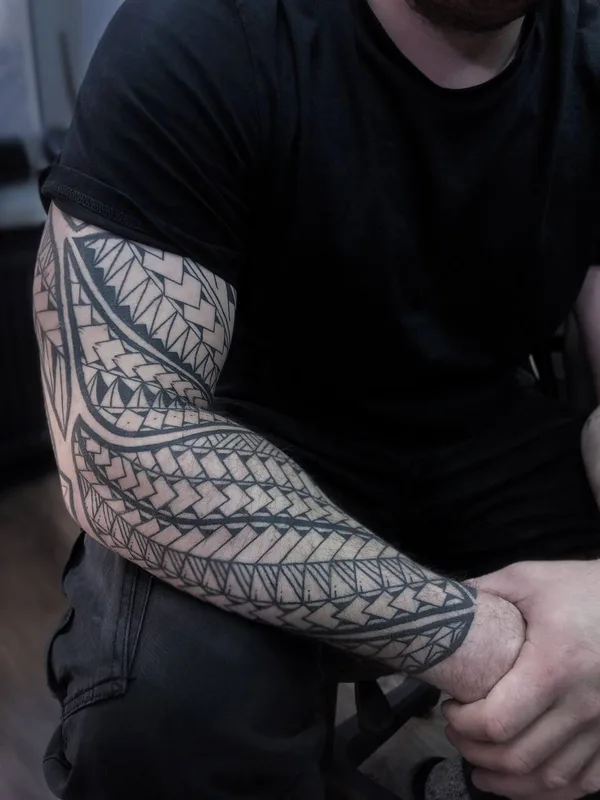 male black tribal татуировка на forearm #81218 | Тату мастер Полина Забродина Liod INK