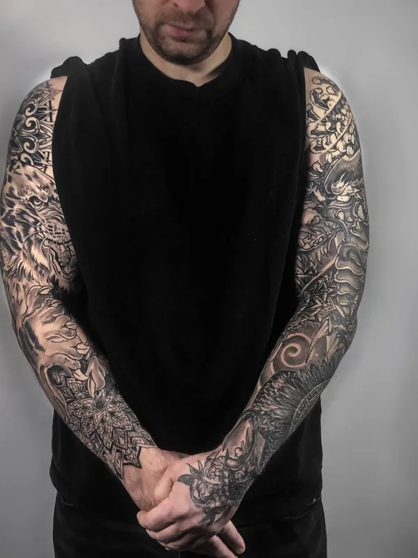 male black and grey black and grey татуировка на full sleeve #81224 | Тату мастер Полина Забродина Liod INK