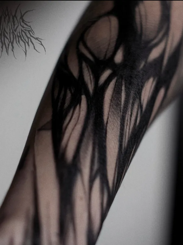 female black abstract tattoo auf forearm #81232 | Tätowierer Максим zaycev_ink