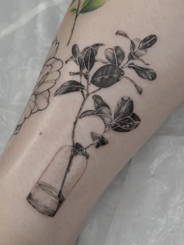 black and grey black and grey tattoo auf calf #81352 | Tätowierer Кристина Crystalik
