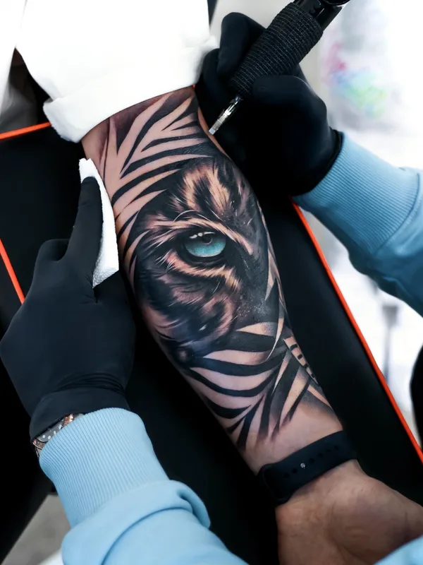color realism tatuaje en forearm #81399 | Tatuador Vendler Tattoo