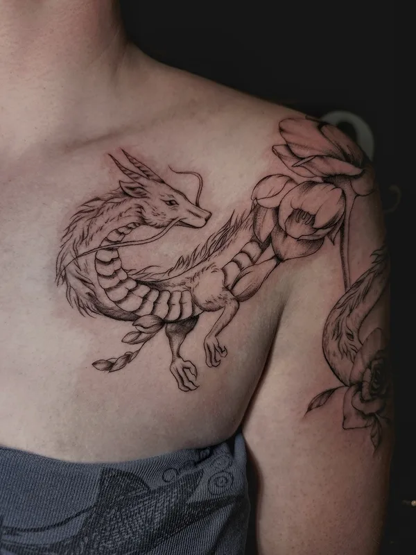 black and grey illustrative татуировка на shoulder #81404 | Тату мастер LIANAKADABRA