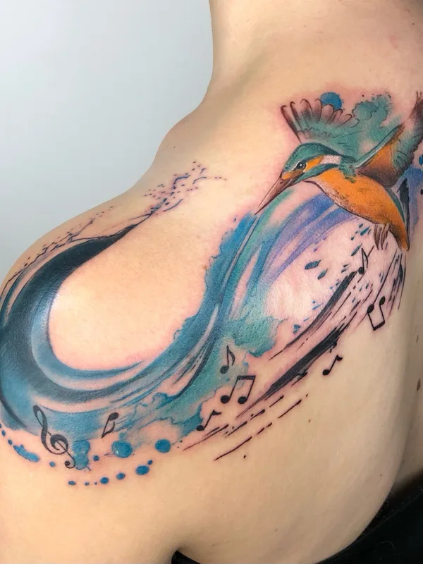 female color watercolor tattoo auf shoulder #81434 | Tätowierer LaVale TatYou