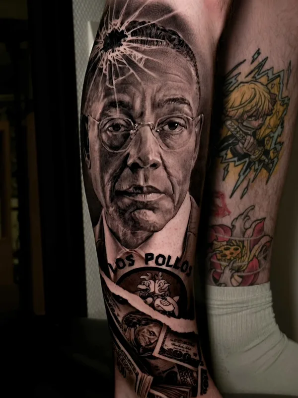 black and grey realism Tatuaggio su calf #81519 | Tatuatore Chris Yze