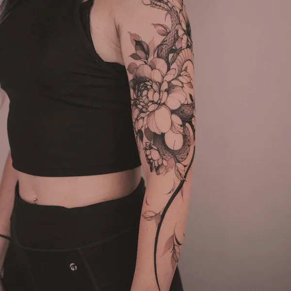 Botanical tattoo by ARTY in Berlin