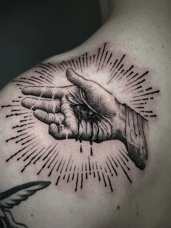 black blackwork 타투 부위 shoulder #82002 | 타투이스트 Yoshi