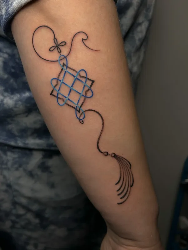 black and grey linework татуировка на forearm #82209 | Тату мастер Лейла Куприна