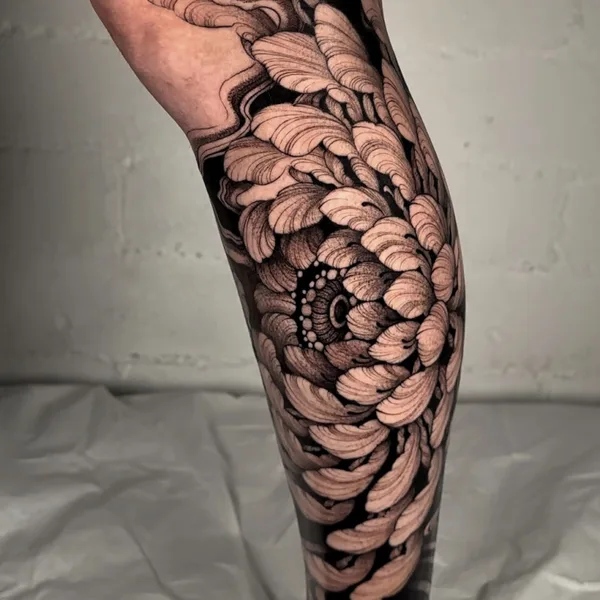 Ornamental tattoo by Vir Paiz in Córdoba