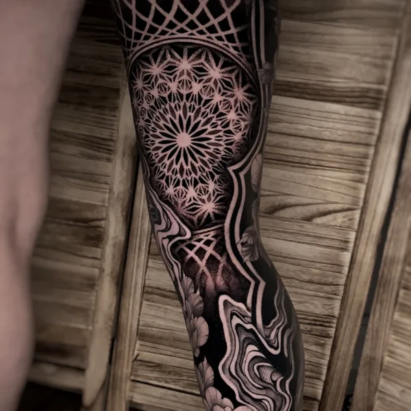 Ornamental tattoo by Vir Paiz in Córdoba
